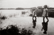 <p>Glückliche ostpreußische Kinder. 1920-1950er Jahre.<br />
<em>Bildarchiv Ostpreußen/Landsmannschaft Ostpreußen e. V.</em></p>
