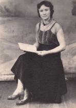 <p>Christelė Herzmann, Rudolfo Herzmanno sesuo. Tauragė, 1959 m. kovo 15 d.<br />
<em>Iš šeimos archyvo</em></p>
