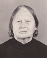 <p>Harco Gladsteino (Aniceto Mačiulskio) globėja Zuzana Mačiulskienė. Noriškės, Plungės r., 1985 m.<br />
<em>Iš šeimos archyvo</em></p>
